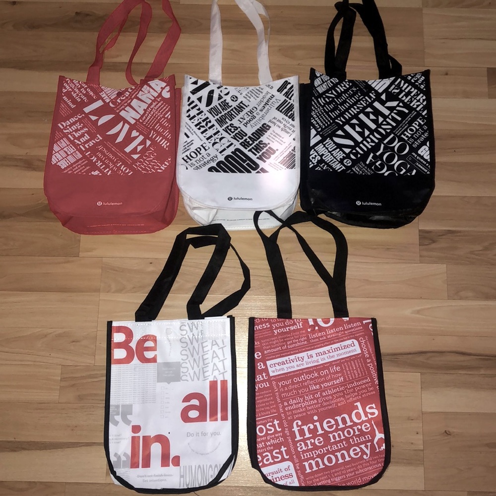 Lululemon bags!